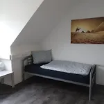 1 Monteurwohnung Messewohnung Bis 8 Personen Langenhagen Berliner Allee I Og