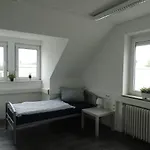1 Monteurwohnung Messewohnung Bis 8 Personen Langenhagen Berliner Allee I Og