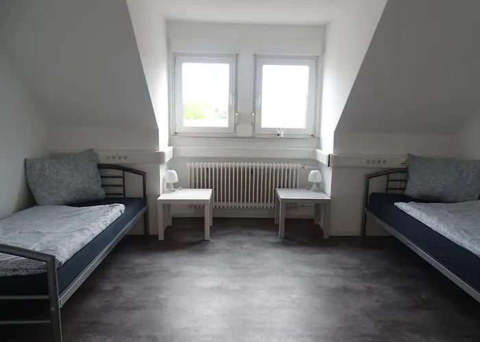 1 Monteurwohnung Messewohnung Bis 8 Personen Langenhagen Berliner Allee I Og